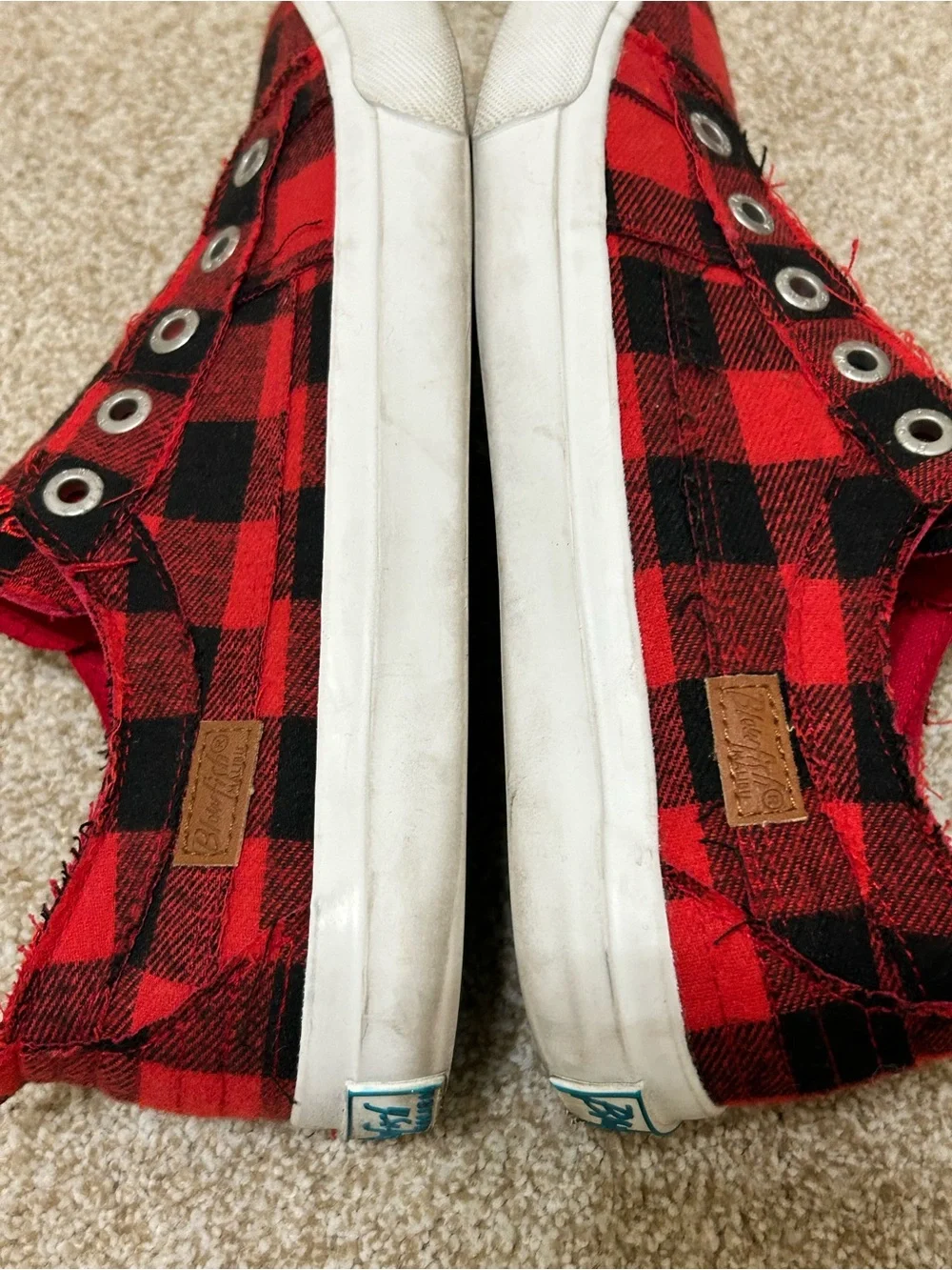 Blowfish Red and Black Buffalo Plaid Slip-On Sneakers size 8.5 cozy fall winter